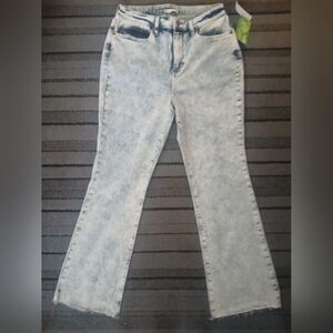 NWT Venus Light Blue Acid Wash Jeans Raw Hem Flare Size 8 Womens